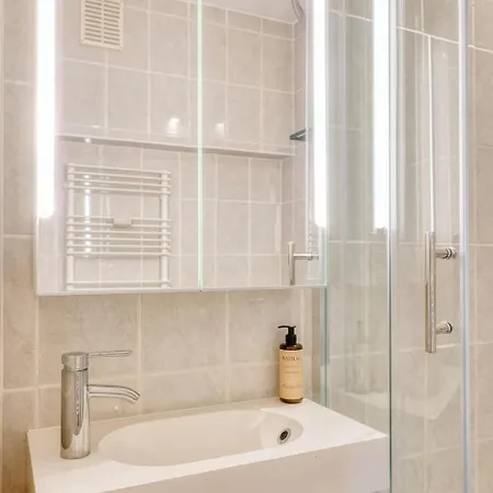 Cozy Nearby The Sea Apartman